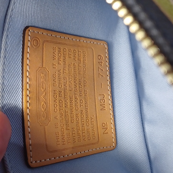 Coach wristlet mini purse - Picture 13 of 15